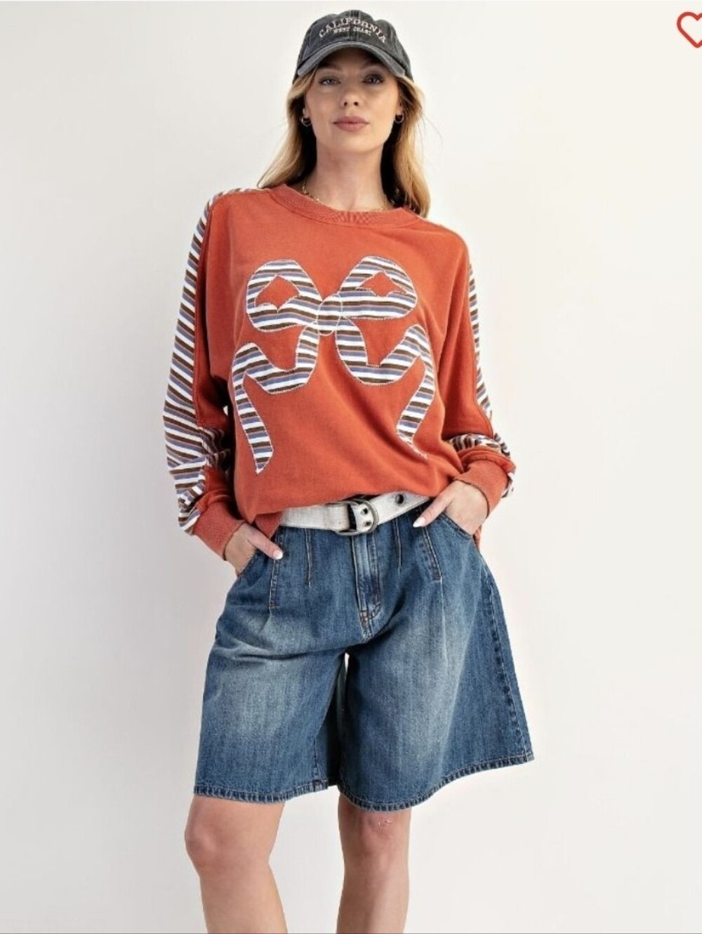 Easel Bow Patch Mineral Washed Terry Pullover Oversized  Small | NWT